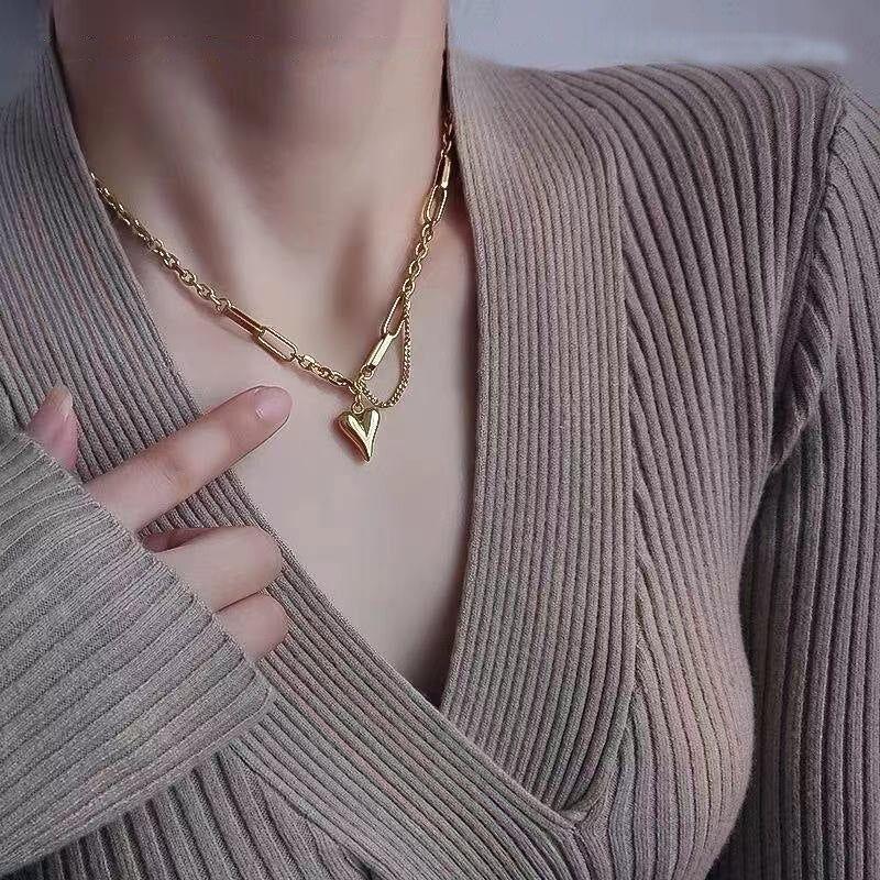 LV NECKLACE LOUIS VUITTON Necklace Clavicle Chain V Letter Necklace Korean  Jewelry Accessories