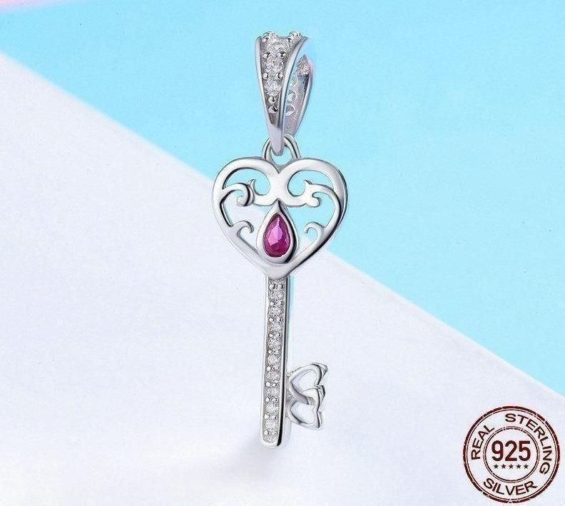 Luxury 925 Sterling Silver Heart & Key Pendant Necklace All Silver Two Hearts