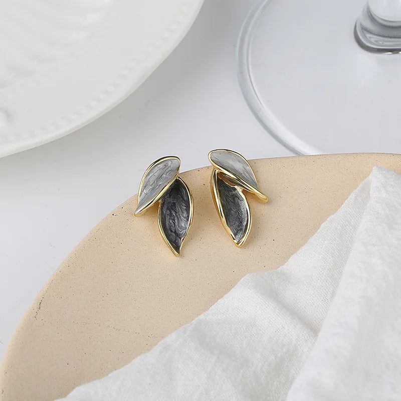 925 Sterling Silver Stud Earrings Charm Jewelry - Geometric Enamel Leaf - TSJ150 - Touchy Style