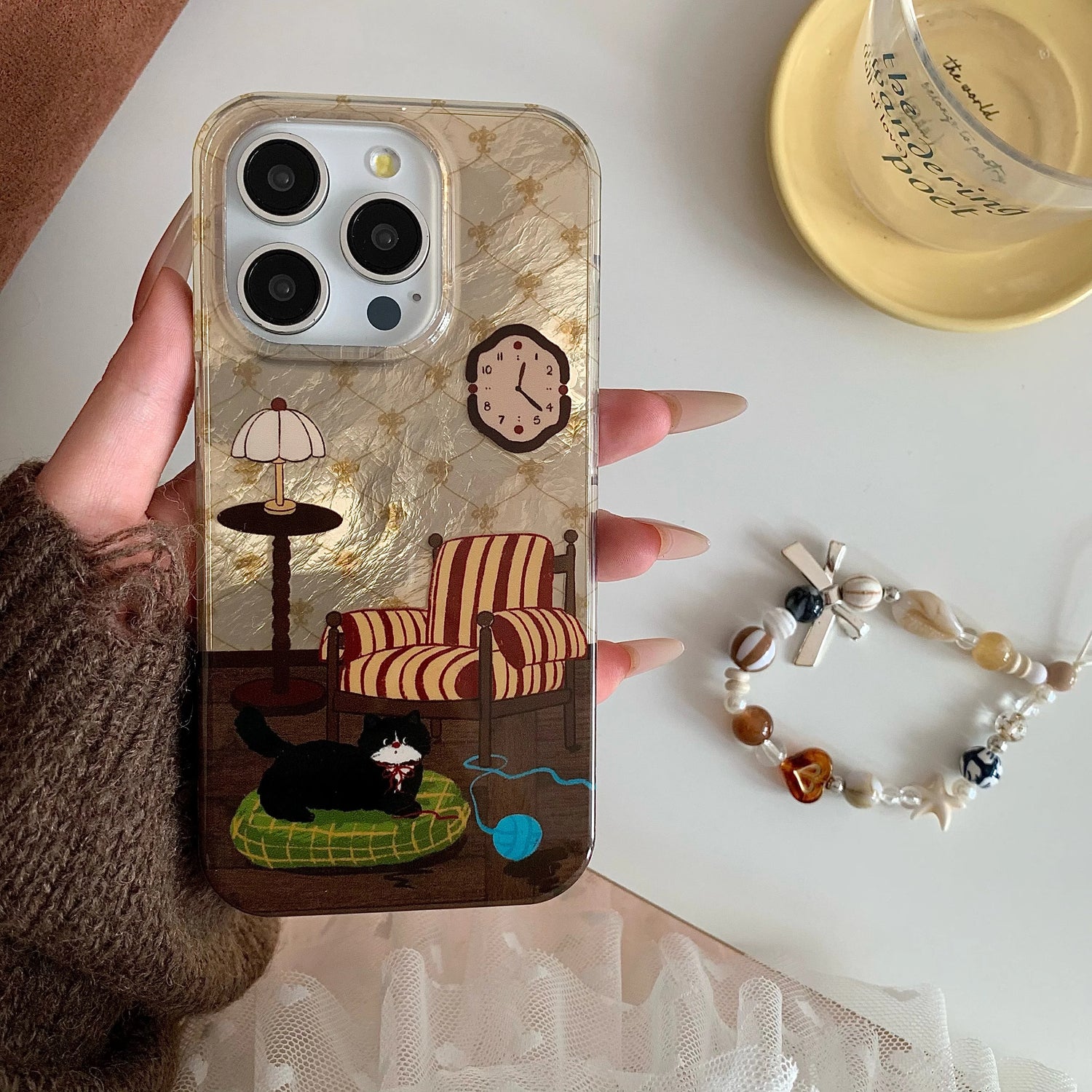 Cute Phone Cases For iPhone 16, 15, 14, 13 Pro Max - Vintage Lamp &amp; Cat Pattern Cover with Beaded Wrist Chain - PC6520