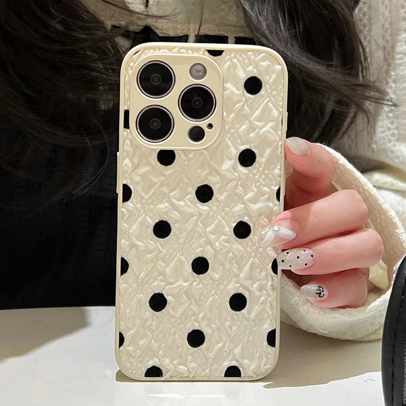 Cute Phone Cases For iPhone 16, 15, 14, 13, 12, or 11 Pro Max - Stylish Black Wavy Points - TSP494