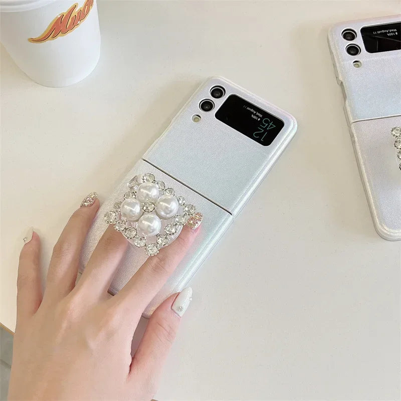 Cute phone Cases For Galaxy Z Flip 5 3 4 - Luxury Pearl Rhinestone Glitter Laser Cover with Wristchain - C5220