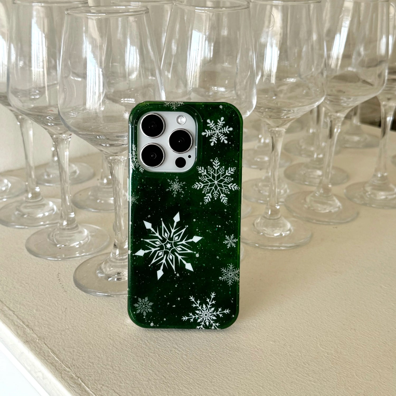 Cute Phone Cases For iPhone 16, 15, 14, 13 Pro Max - Vintage Glittering Green Snowflakes - Fluffy Dangle Chic Back Cover - PC9430