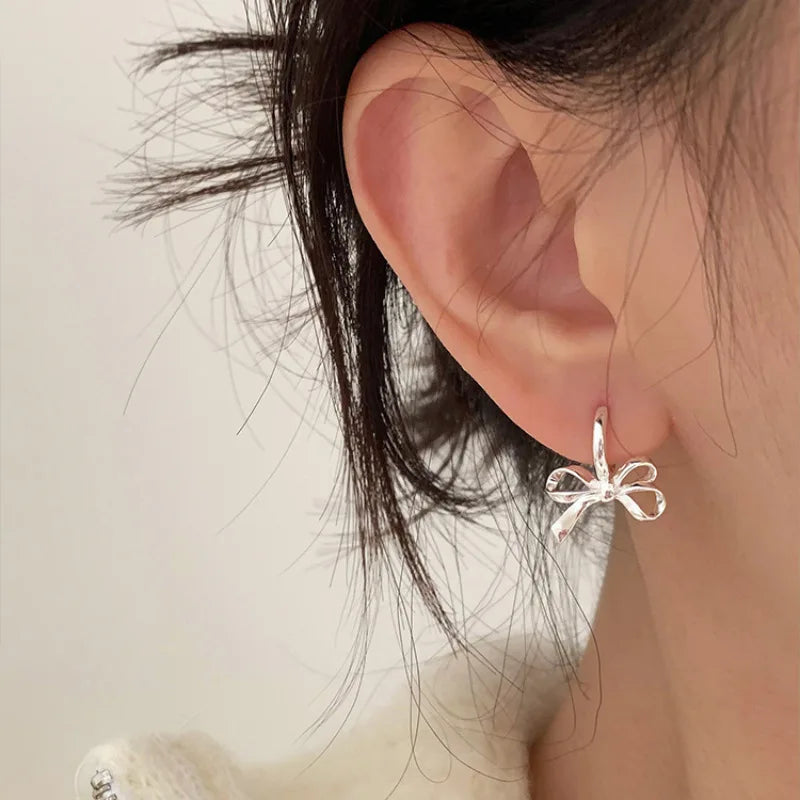 Hoop Earring Charm Jewelry - Silver Color Bowknot Hollowing - E8321