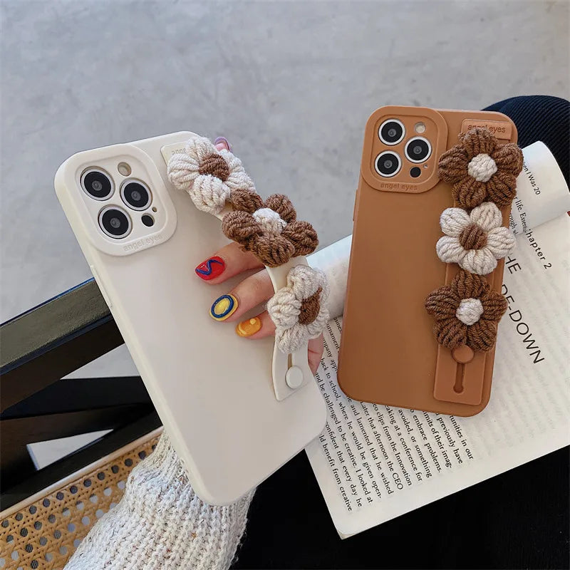 Cute Phone Cases for iPhone 11, 12, 13, 14, 15, and 16, including Pro Max and Plus versions - 3D Knitted Flower Pattern - TSP445