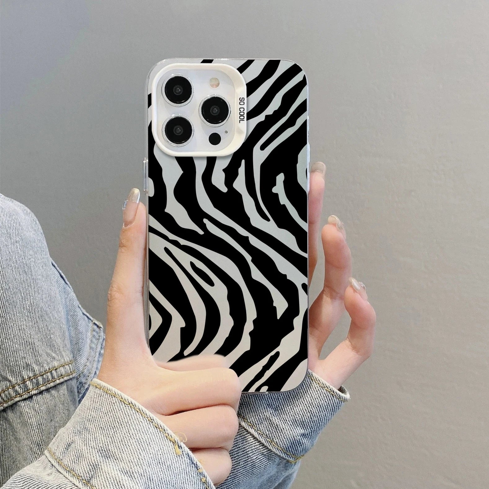 Cute Phone Case for iPhone 15, 14, 13, 12, 11, X, XS, XR, SE, 7, 8 Plus, Pro &amp; Max - Splits Design - TSP394