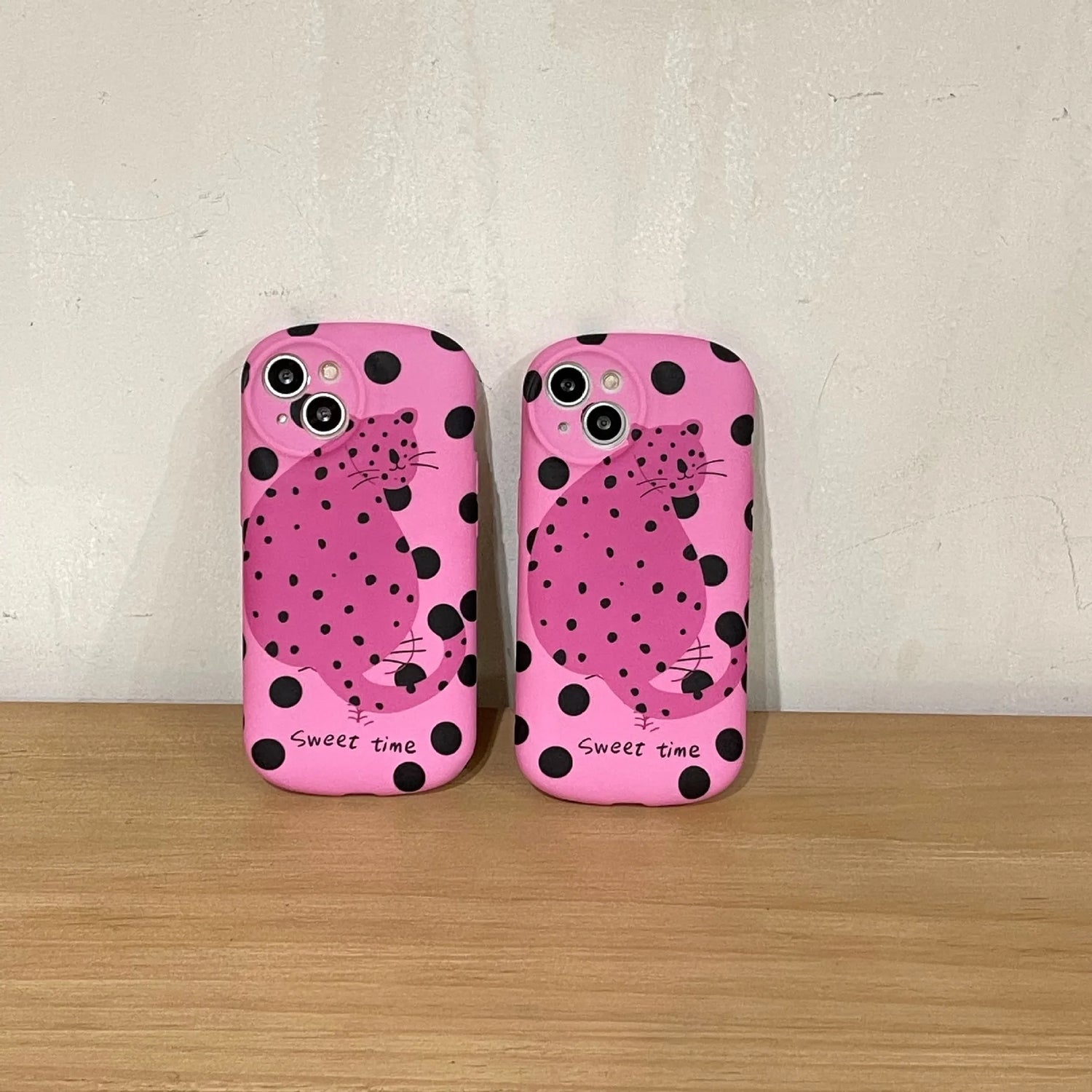 Cute Phone Cases For iPhone 15, 14, 13, 12, 11 Pro Max - Funny Fat Leopard Art - Liquid Silicone Cover - IC0090 - Touchy Style