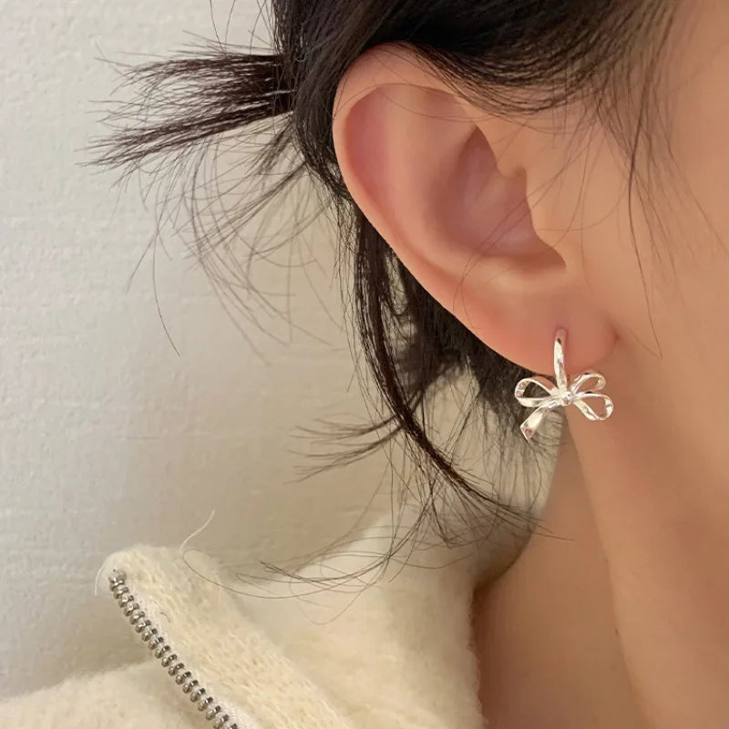 Hoop Earring Charm Jewelry - Silver Color Bowknot Hollowing - E8321