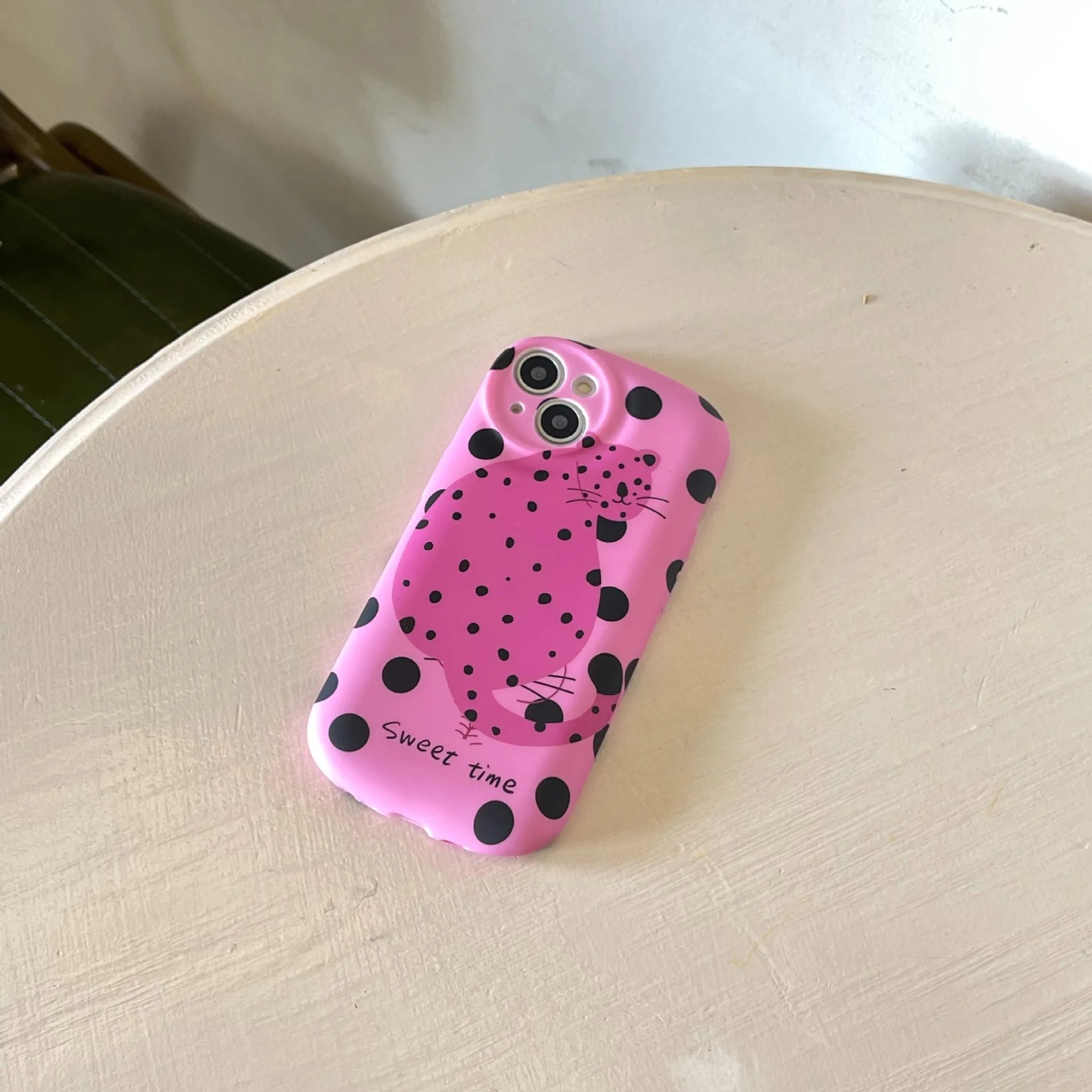 Cute Phone Cases For iPhone 15, 14, 13, 12, 11 Pro Max - Funny Fat Leopard Art - Liquid Silicone Cover - IC0090