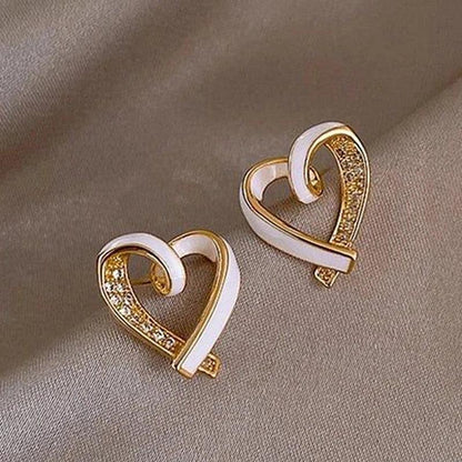 Fashion White Peach Heart Mini Earrings Charm Jewelry XYS0257