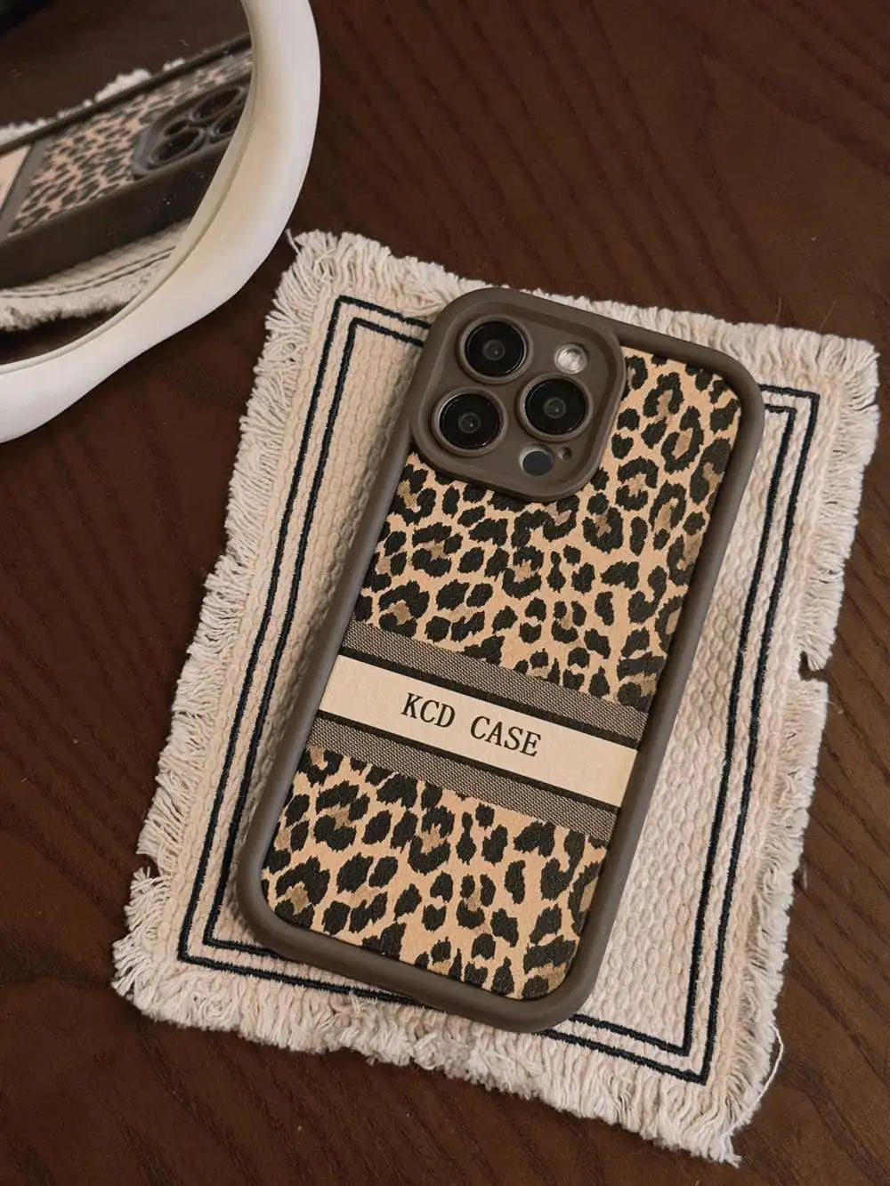 Cute Phone Cases For iPhone 16, 11, 12, 13, 14, 15 Pro Max - Soft Silicone Leopard Print - Leather Bumper Cover - IC4310