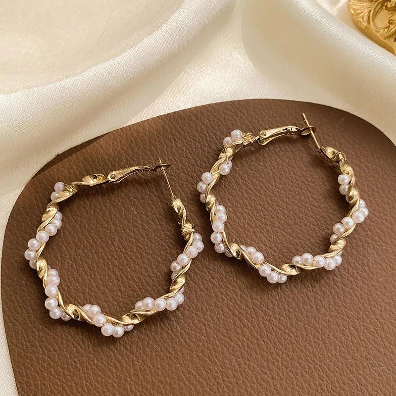 Charming Korean Earrings with White Pearls for Women - Charm Jewelry R1240 - Touchy Style