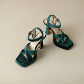 FT2382 Elegant Retro Velvet Sandal - Women&