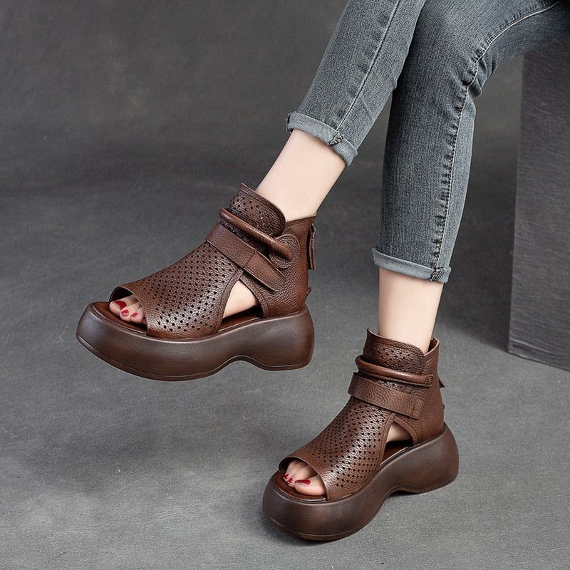 Size 9 Unworn Leather Sandals - Dark Brown Gladiator Style 60s Shoes - –  Vintage Vixen Clothing