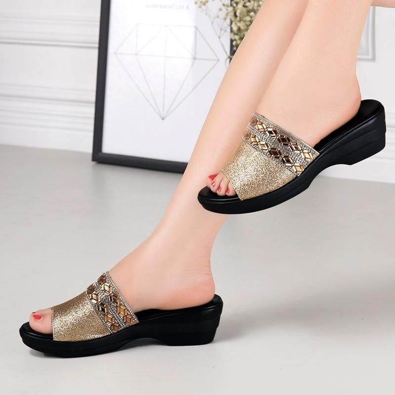 High-heeled New Style Thick-Soled Slippers Ladies Flip-Flops